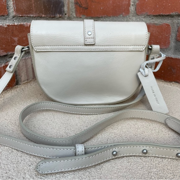 🆕American Eagle Outfitters Leather Crossbody in Khaki Cream made in Italy 🇮🇹 - Picture 5 of 11